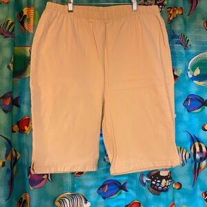 Denim 24/7 Cream Elastic Waist Shorts